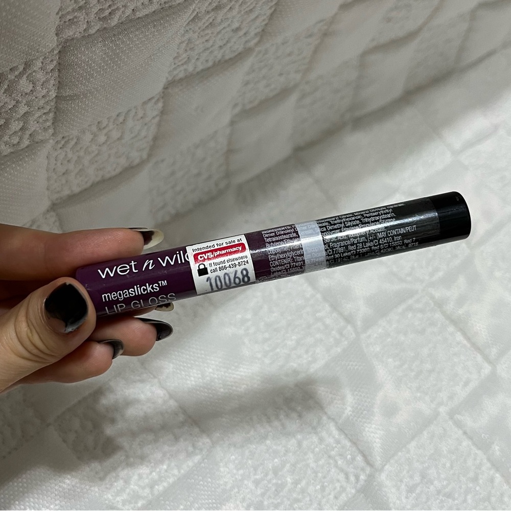 Wet n wild lip gloss